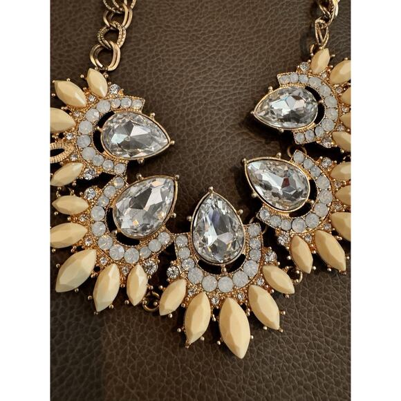 Yellow Choker Necklace Gold Tone - Picture 2 of 7